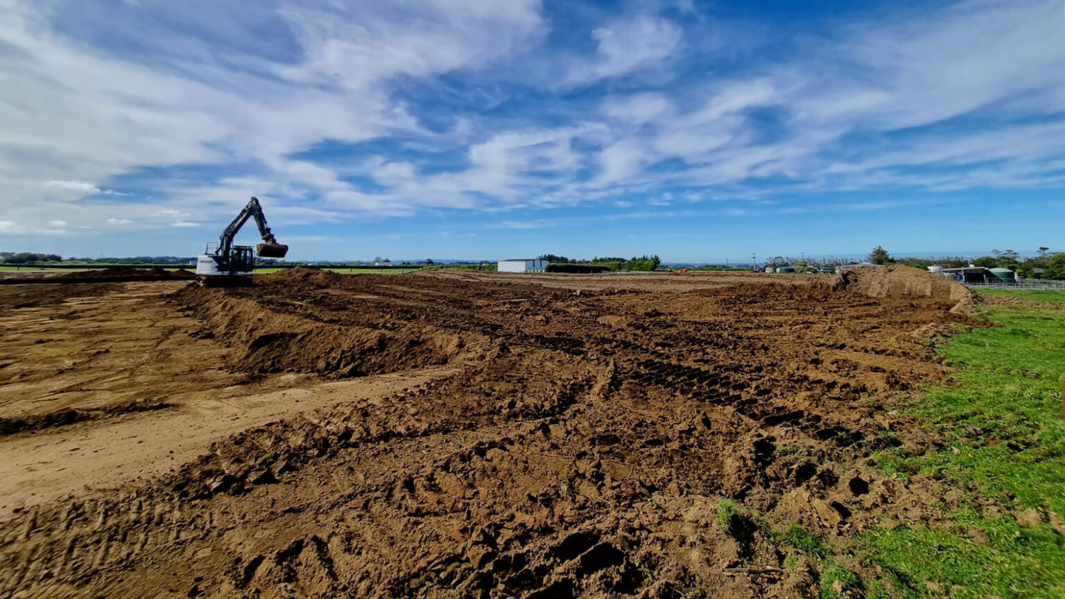 Terry Goble feed shed pad 4