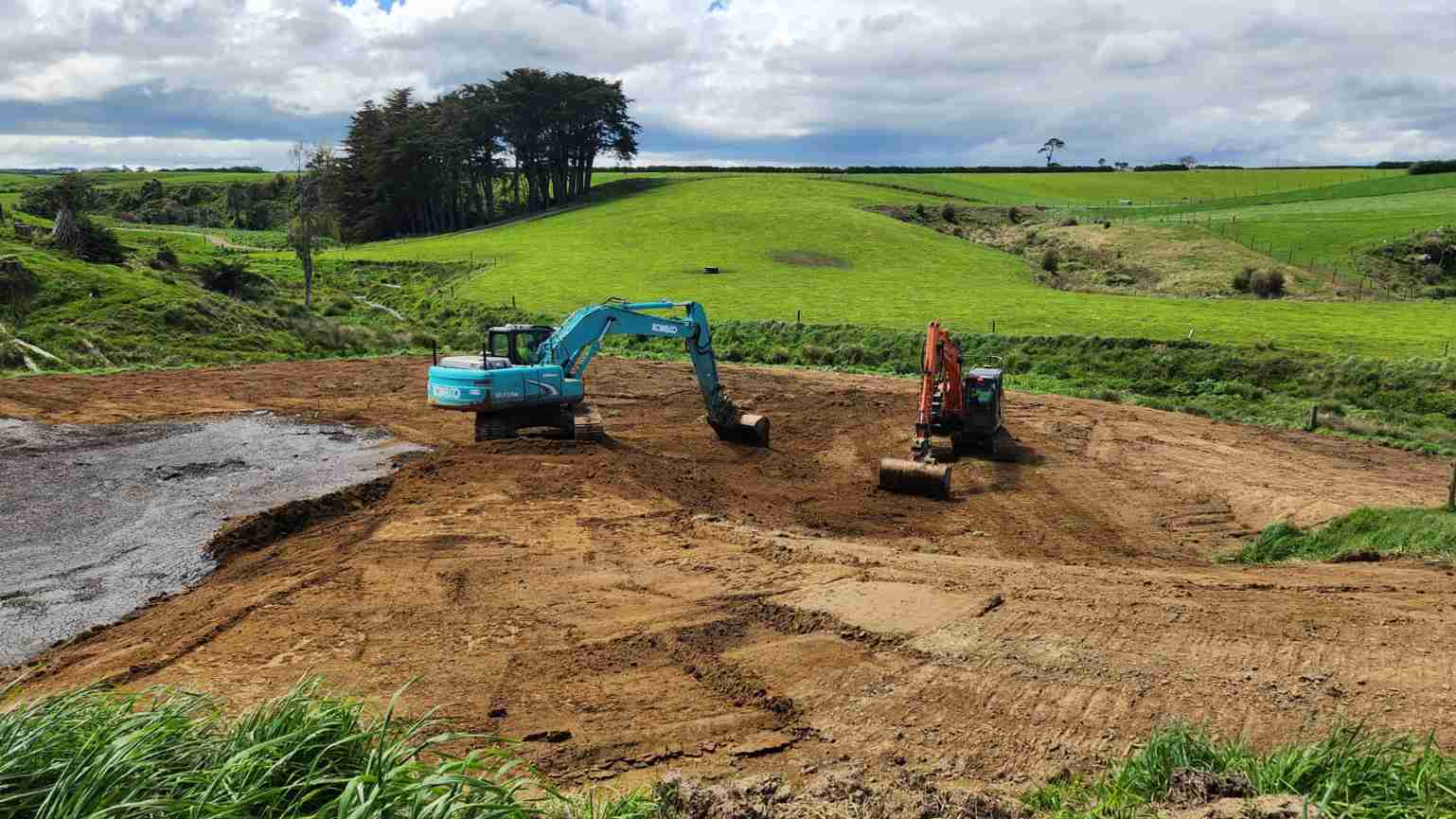 Rural Earthworks Contractor in Taranaki